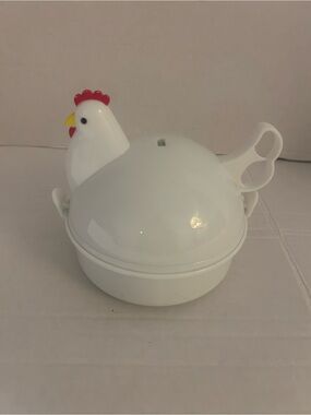 Chicken Shape Microwave Egg Cooker 4 Eggs Capacity Boiler Steamer Poacher Simple